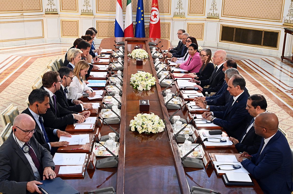 Συμφωνία στρατηγικής συνεργασίας μεταξύ ΕΕ και Τυνησίας σε οικονομία και μεταναστευτικό