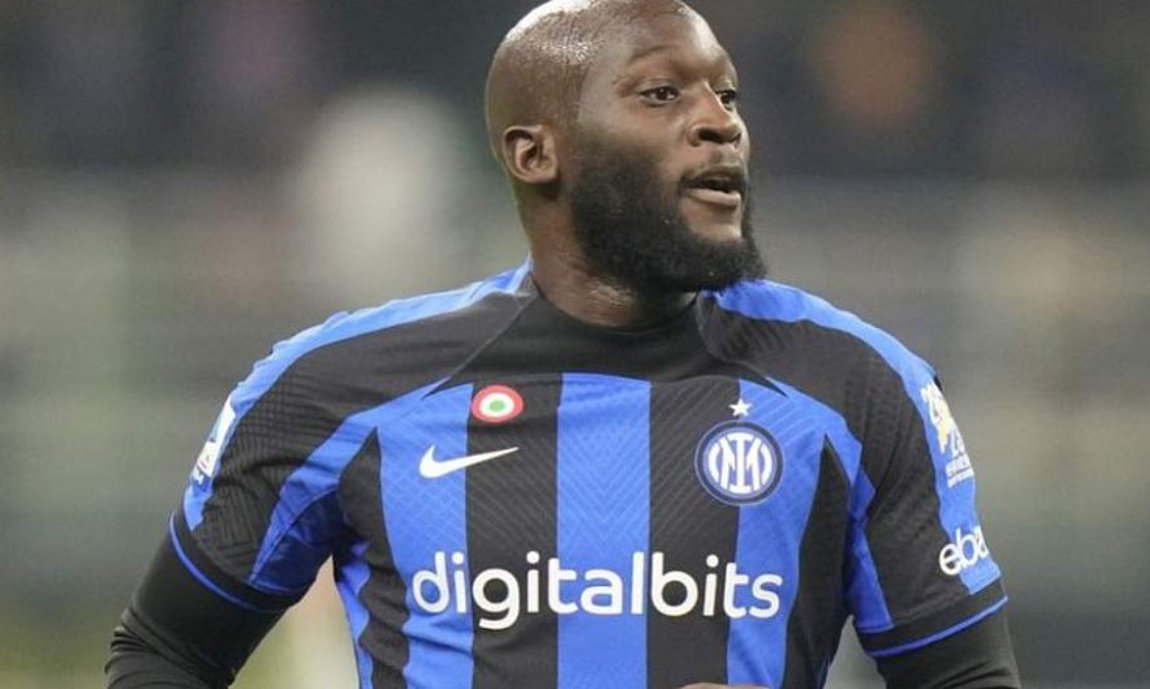 «Προδότη, μισθοφόρε, ξεδιάντροπε»: Επίθεση οπαδών της Ίντερ σε Λουκάκου