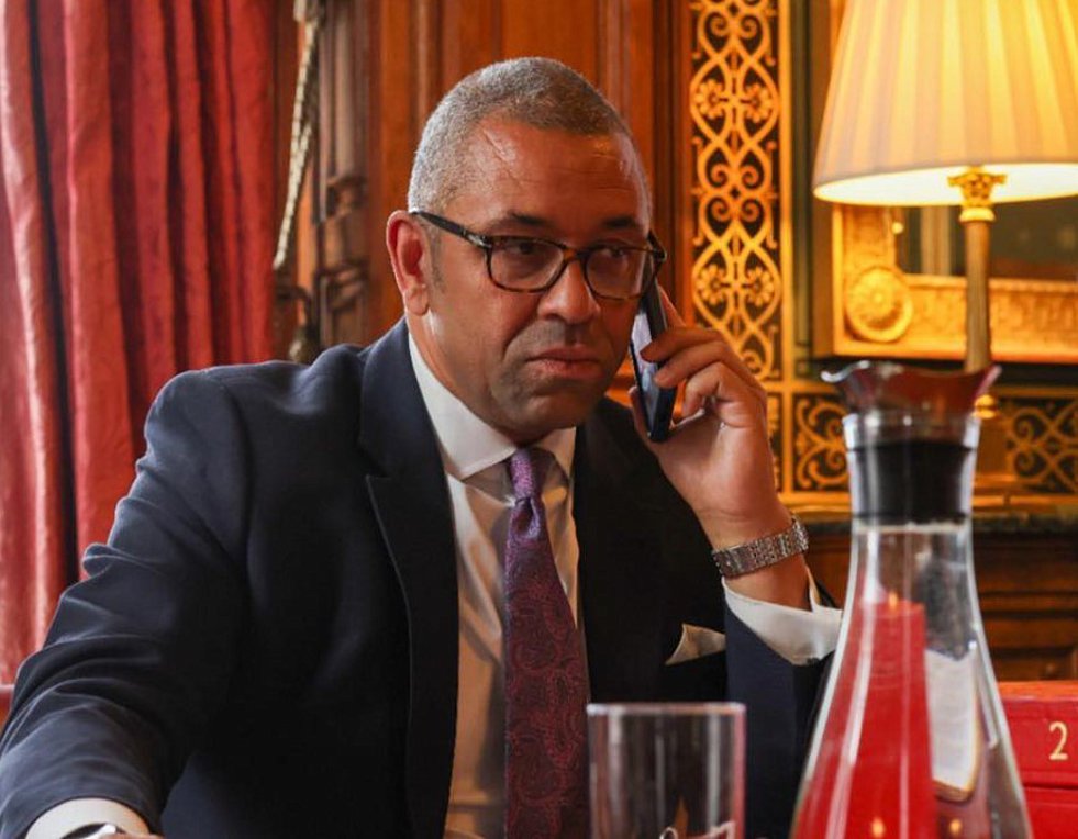 Ο Βρετανός ΥΠΕΞ ανέβαλε το προγραμματισμένο ταξίδι του στην Κίνα