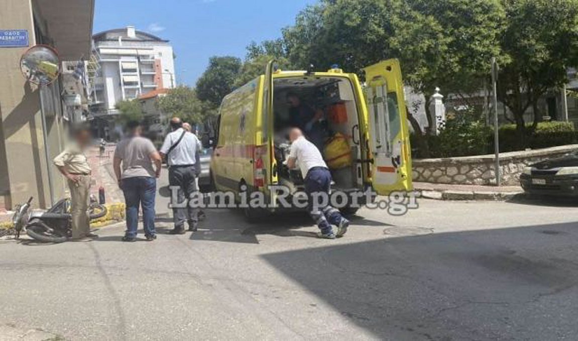 Λαμία: Σύγκρουση ΙΧ με μηχανάκι – Στο νοσοκομείο ο αναβάτης
