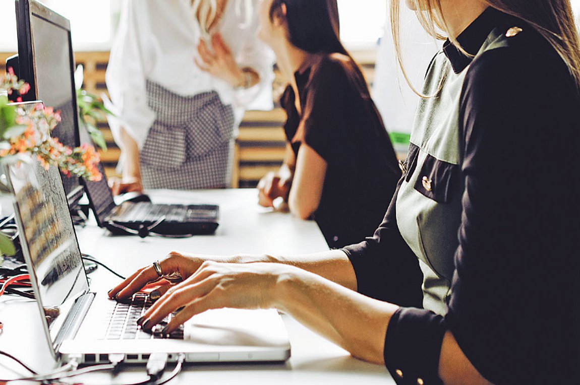 Τέσσερις νέες δράσεις για 52.000 ανέργους – Τα επτά ανοιχτά προγράμματα