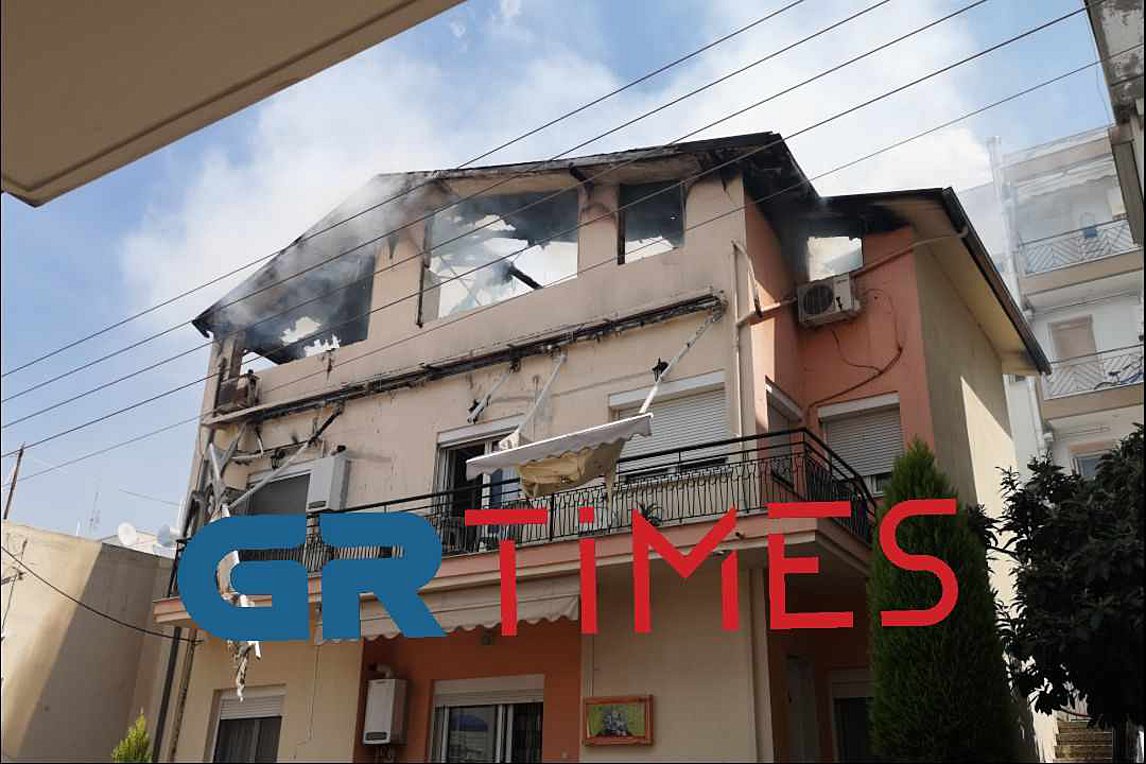 Φωτιά σε διαμέρισμα στη Θεσσαλονίκη – ΒΙΝΤΕΟ