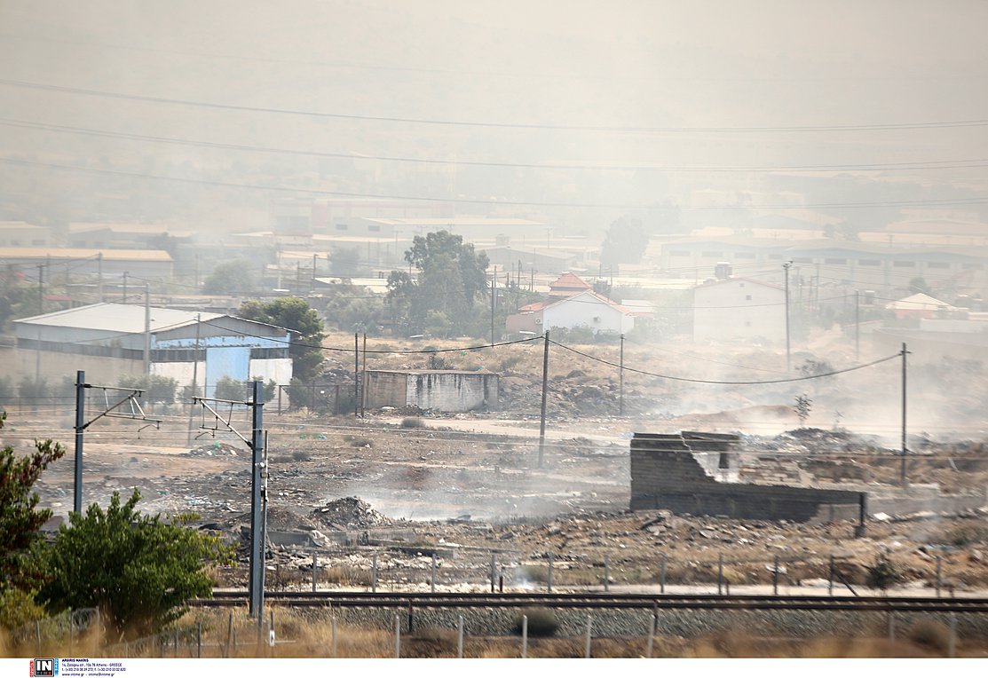Εκρήξεις σε εργοστάσιο στον Ασπρόπυργο