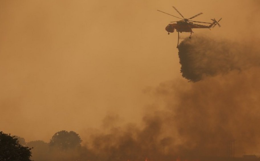 Πυρκαγιά σε δασική έκταση στις Σέρρες - Επιχειρούν 3 ελικόπτερα
