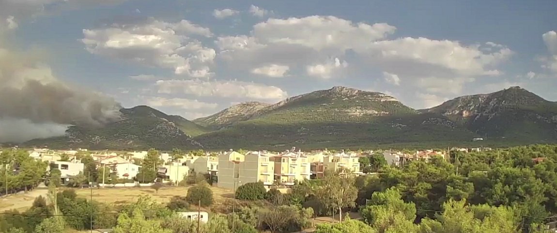 Πάρνηθα: Εκκενώθηκαν προληπτικά τρία γηροκομεία