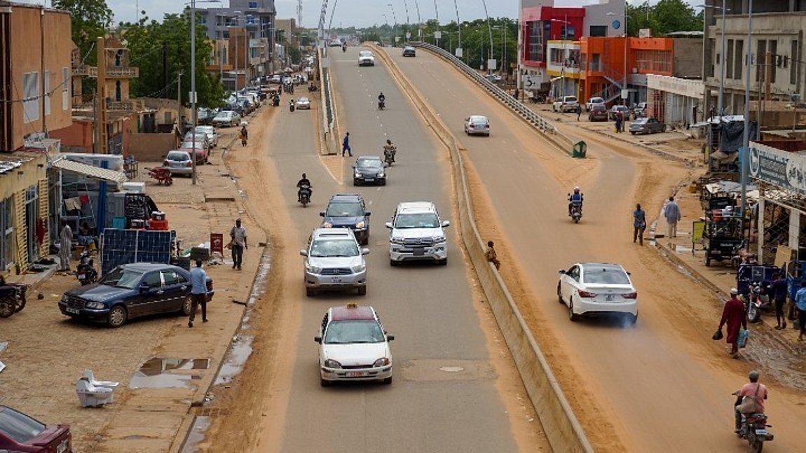 Νίγηρας: Οι πραξικοπηματίες απελαύνουν τον πρεσβευτή της Γαλλίας