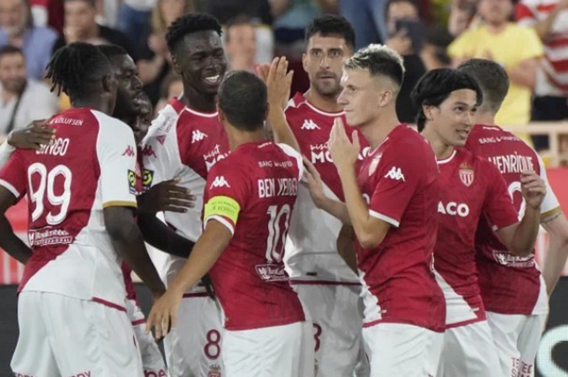 Μόνη πρώτη με «τριάρα» η Μονακό