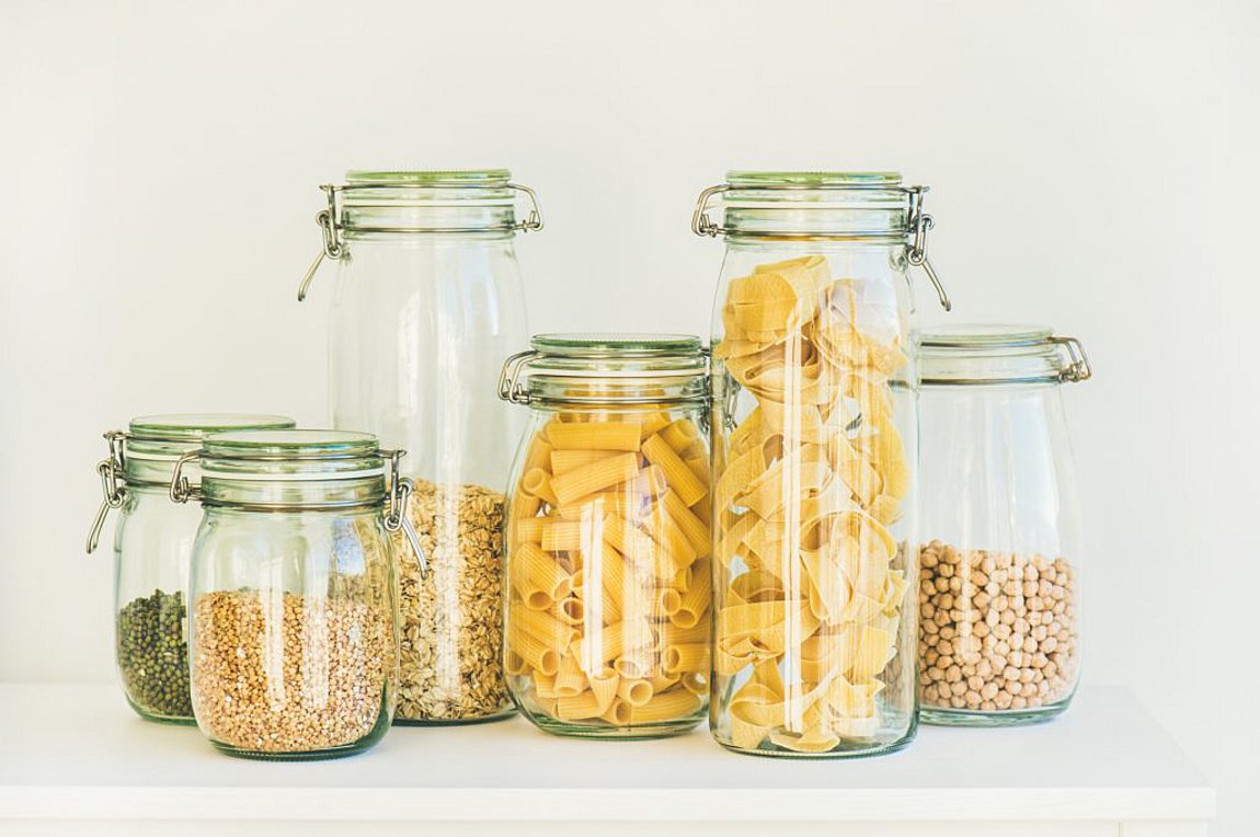 Σκόρος τροφίμων: Πώς να απαλλαγείτε με φυσικές μεθόδους