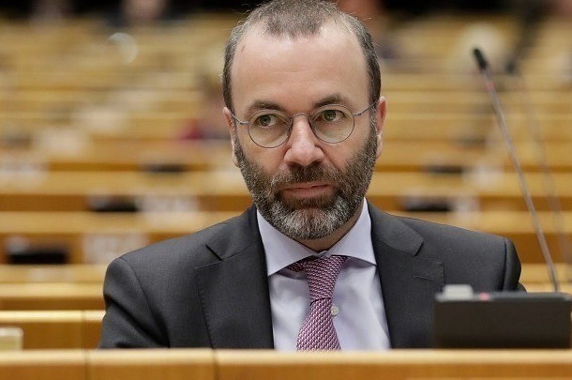 Μ. Βέμπερ: Πρέπει να βρεθεί ευρωπαϊκή απάντηση στο μεταναστευτικό