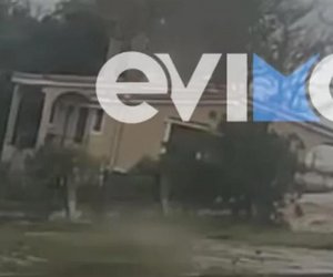 Κακοκαιρία «Elias» - Εύβοια: Σπίτι παρασύρθηκε από τα ορμητικά νερά - ΦΩΤΟΓΡΑΦΙΕΣ
