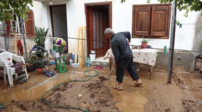 Βόλος: Πλημμυρισμένα σπίτια από τη λάσπη - Εικόνες απόλυτης καταστροφής
