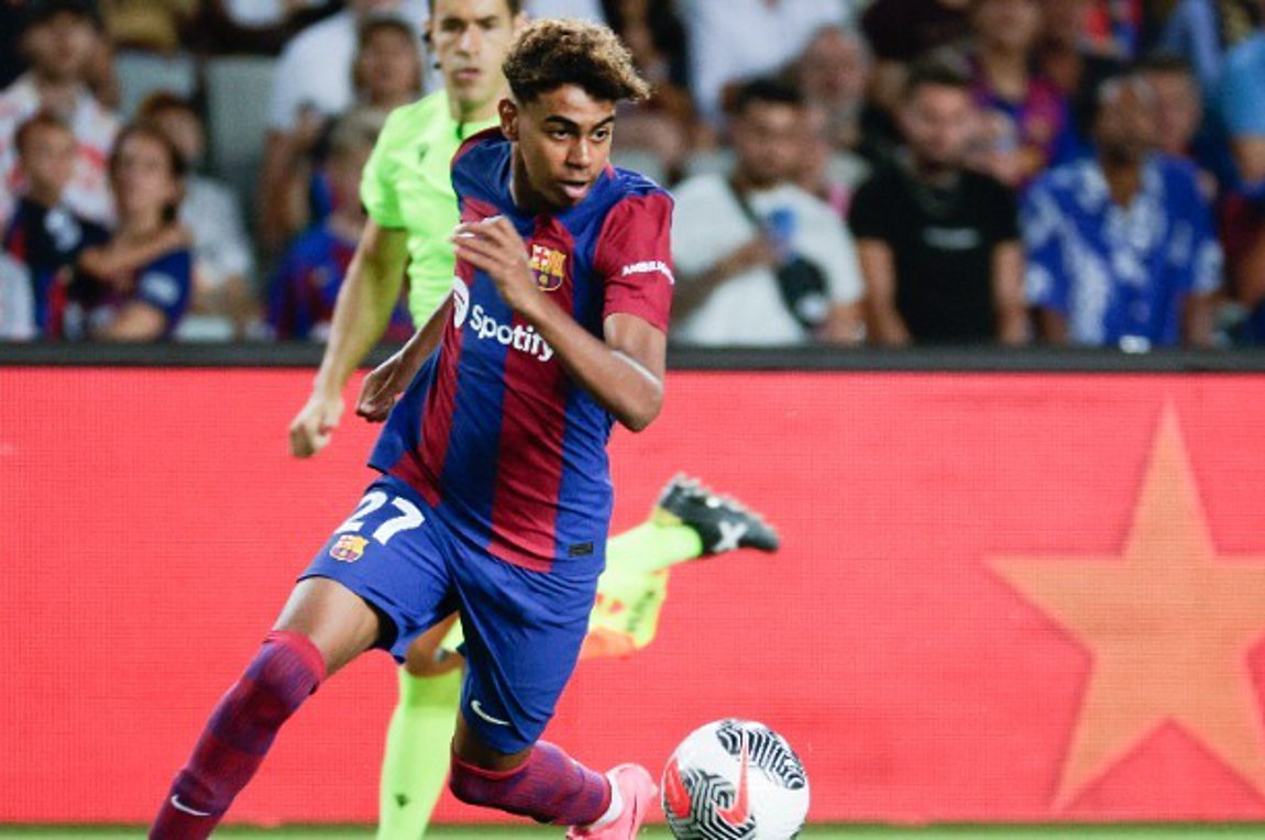 Τη Δευτέρα ανακοινώνει το νέο συμβόλαιο με τον Γιαμάλ η Μπαρτσελόνα