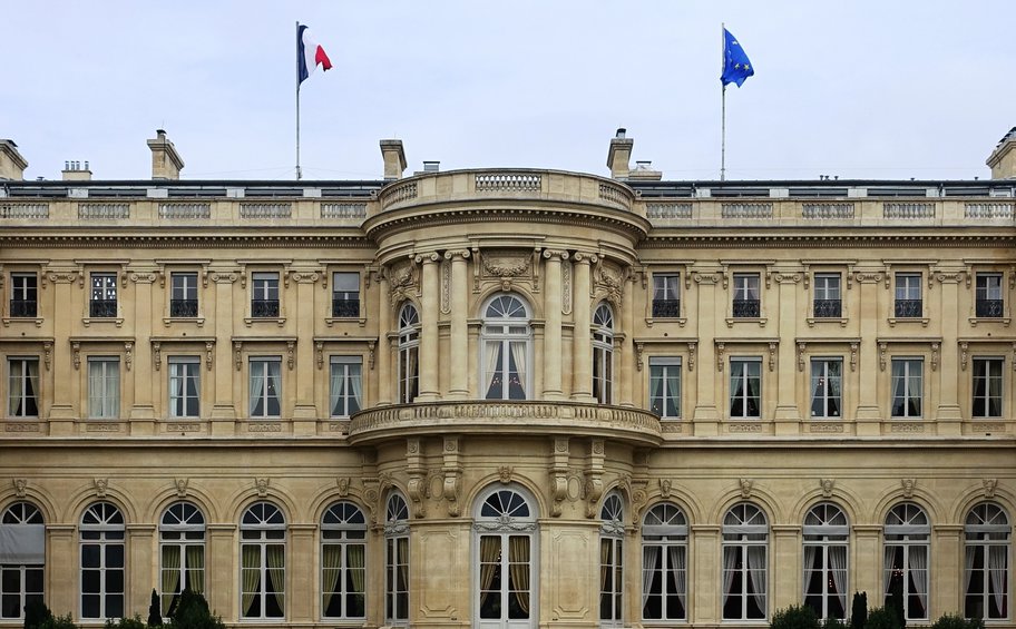 Η Γαλλία υποστηρίζει το ΔΠΔ, για τα εντάλματα σύλληψης ηγετών του Ισραήλ και της Χαμάς
