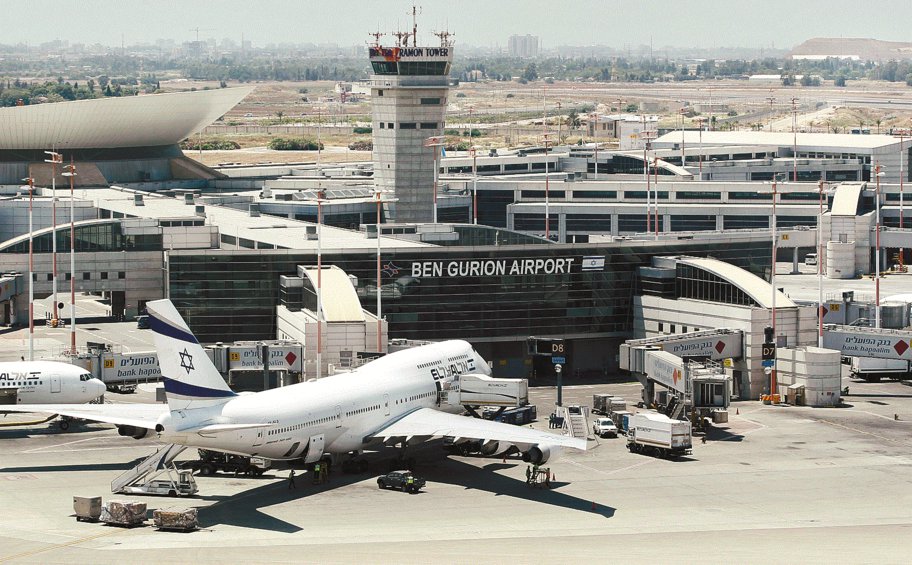 Aεροπορικές εταιρείες άρχισαν να ακυρώνουν πτήσεις προς το Ισραήλ