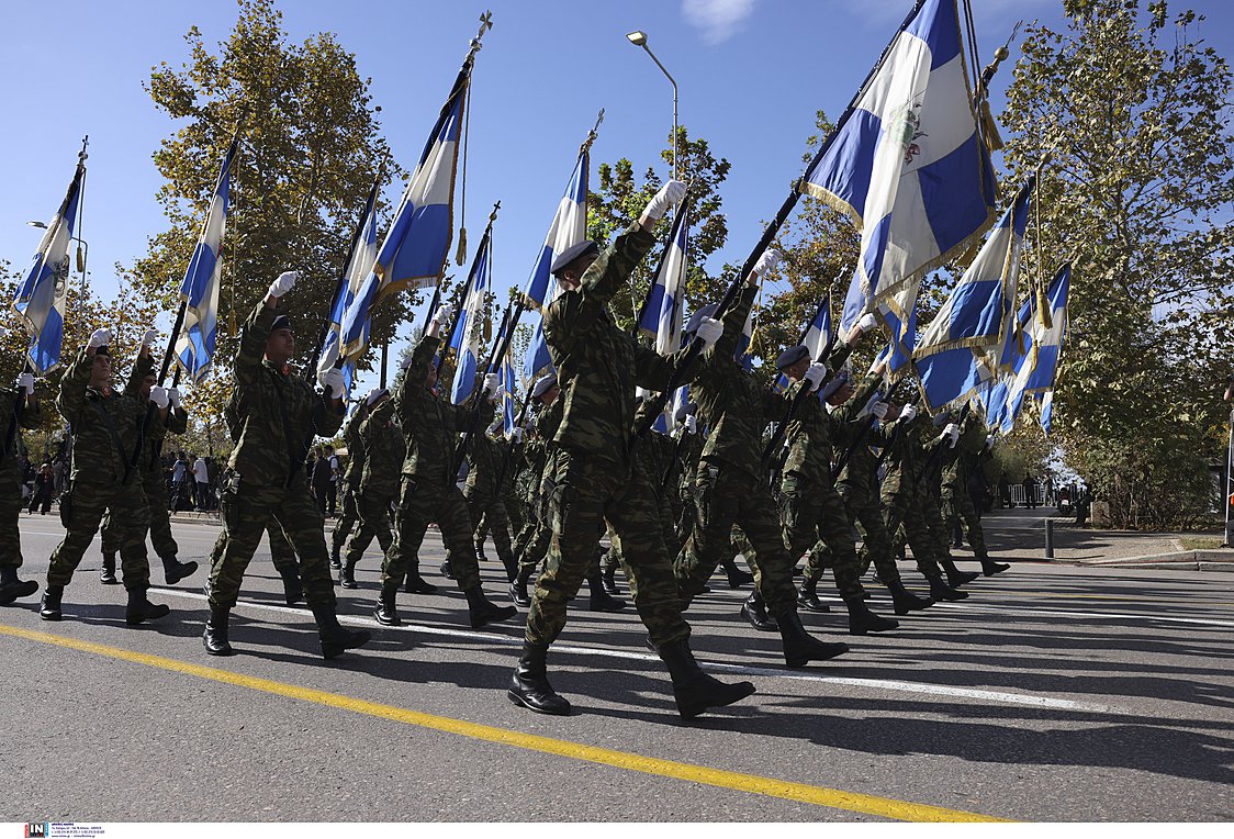28η Οκτωβρίου: Εικόνες από τη μεγάλη στρατιωτική παρέλαση στη Θεσσαλονίκη
