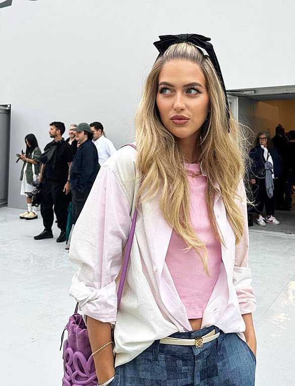 Βρήκαμε τα 8 φθινοπωρινά αξεσουάρ που θα αναβαθμίσουν κάθε βασικό outfit