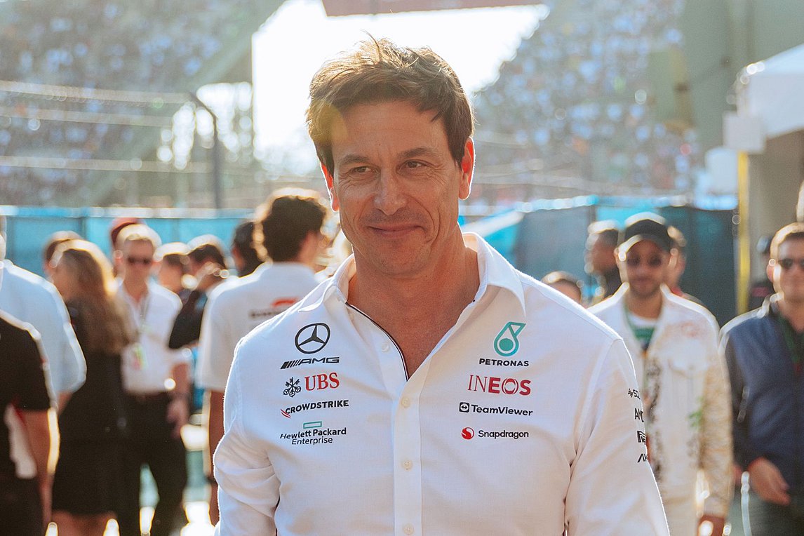 F1 – Ferrari vs Mercedes: μάχη μέχρι τέλους!