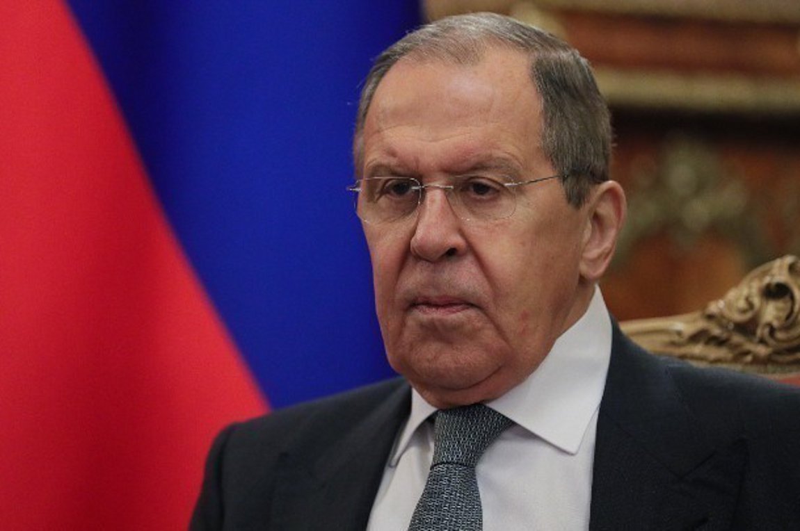 Λαβρόφ: Η Δύση προσπαθεί να εξουθενώσει τη Ρωσία στην Ουκρανία