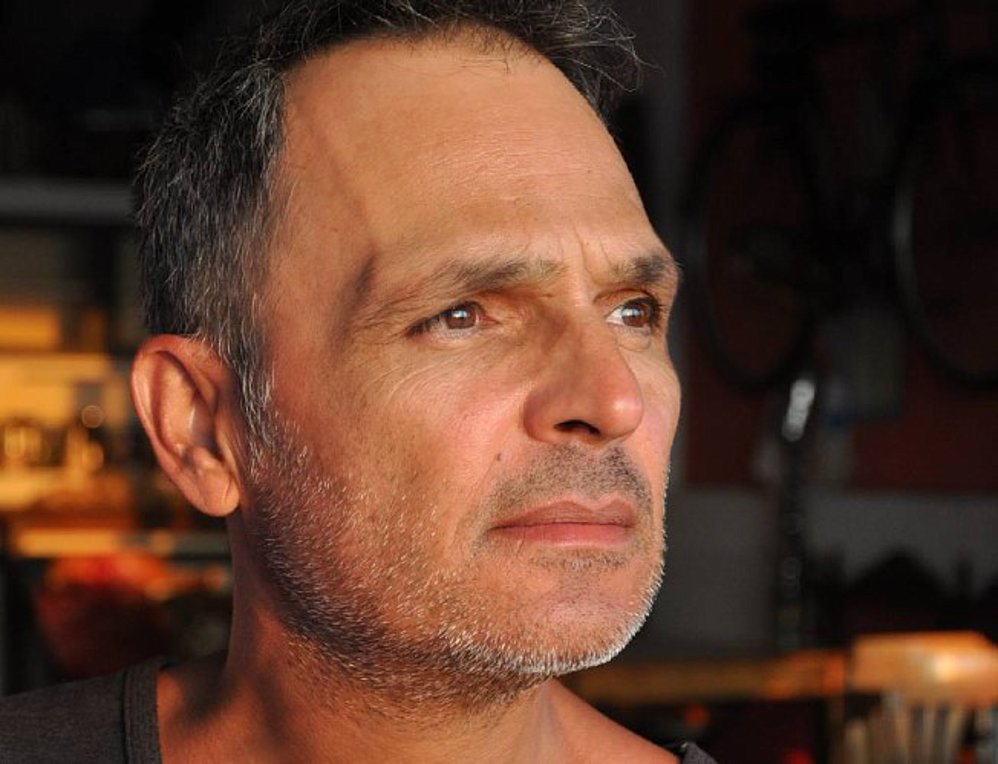 Σταμάτης Γαρδέλης: Η πρώτη εμφάνιση μετά τη νοσηλεία στο Δαφνί