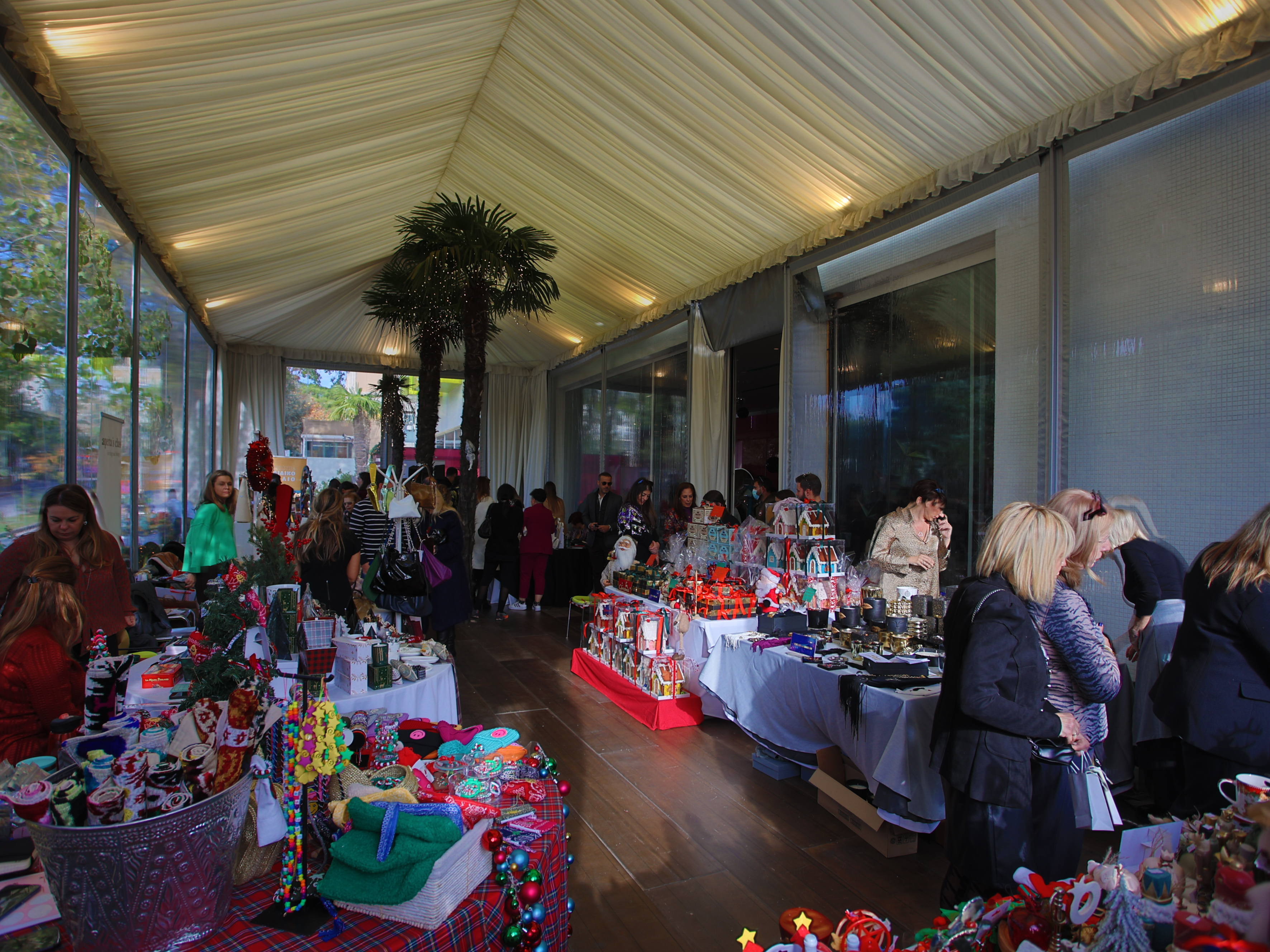 Απόψεις του χώρου όπου πραγματοποιήθηκε το Bazaar   