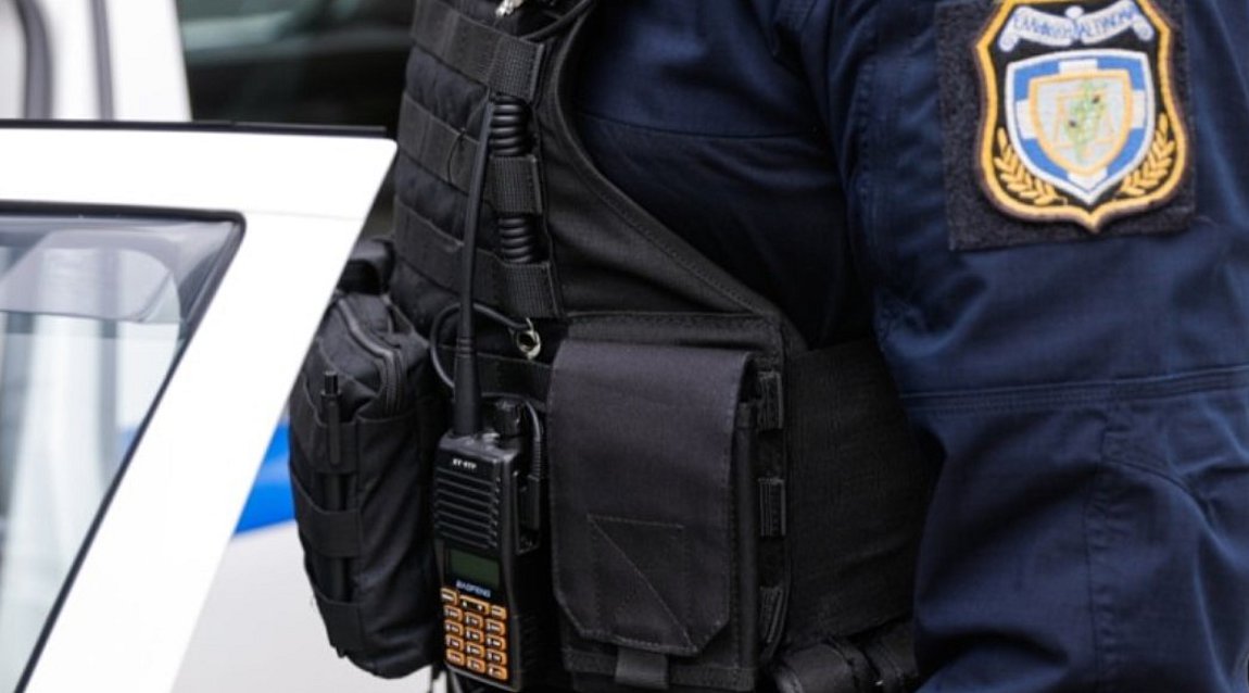 Βοιωτία: ΕΔΕ για τον αστυνομικό που μαχαίρωσε την πρώην σύντροφό του