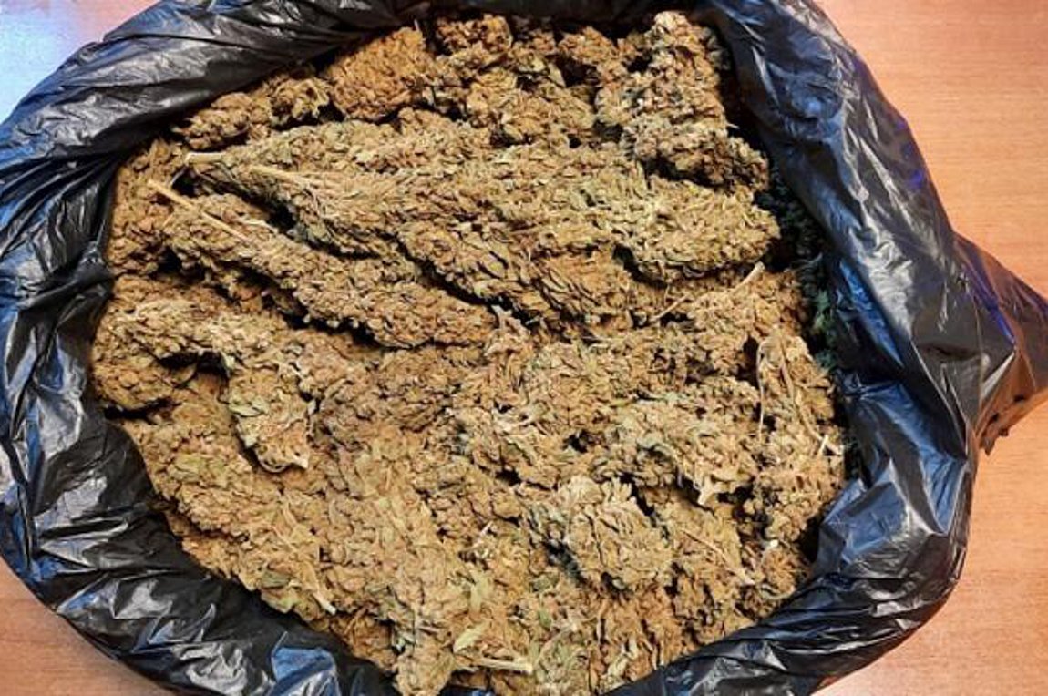 Hράκλειο: Κυκλοφορούσε με ναρκωτικά και όπλο