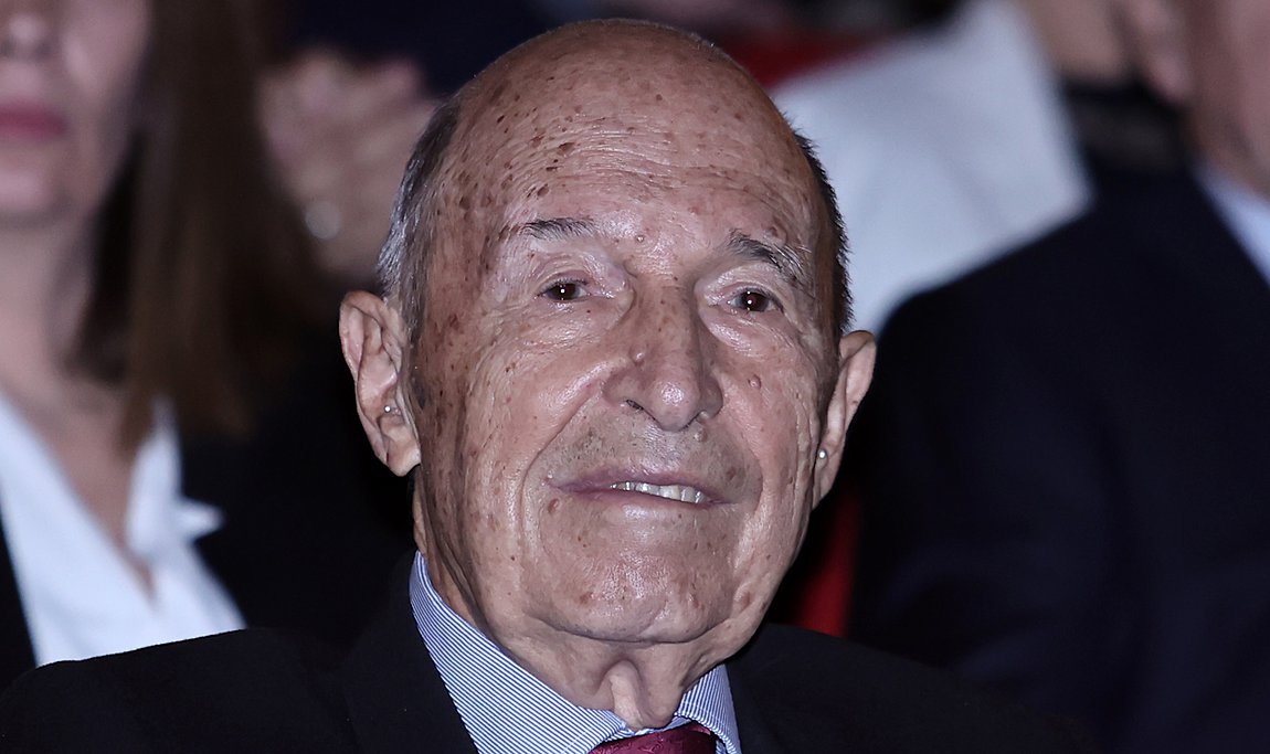 Σημίτης: Ο Ζάκ Ντελόρ έδωσε σάρκα και οστά στην Ευρωπαϊκή Ένωση