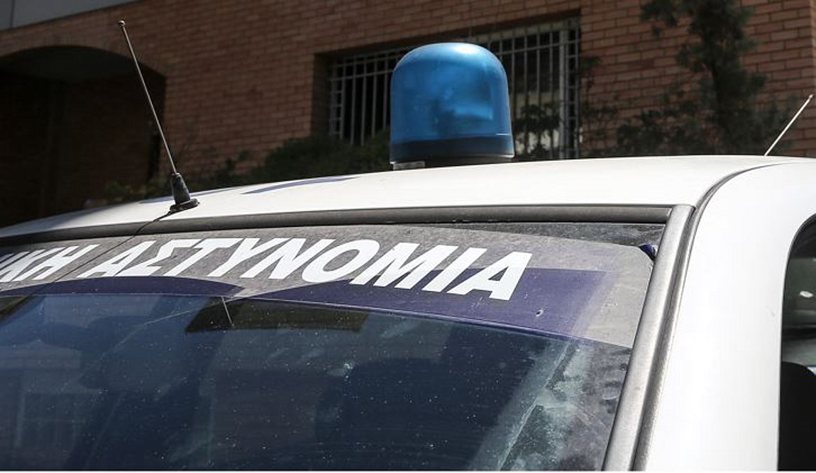 «Γάζωσαν» καφενείο στα Πατήσια τα ξημερώματα