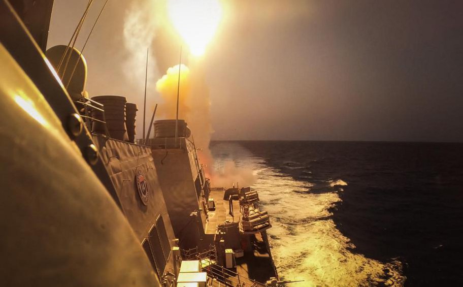 Υεμένη: Αμερικανικές δυνάμεις κατέστρεψαν τρία πλωτά drones των Χούθι στην Ερυθρά Θάλασσα 