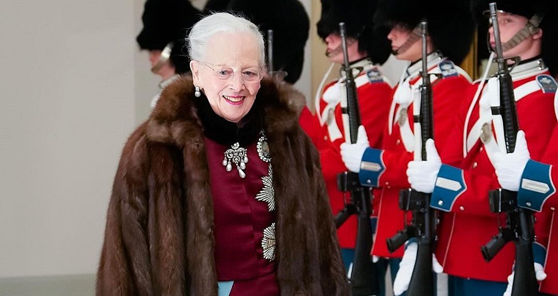 Τι κοινό έχει η βασίλισσα Margrethe της Δανίας με τη Cyndi Lauper