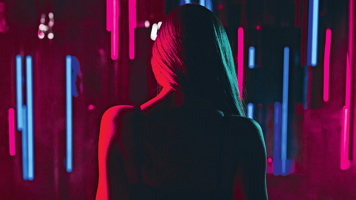 Η «Λορέλα», ο εγκέφαλος και το πλούσιο πελατολόγιο