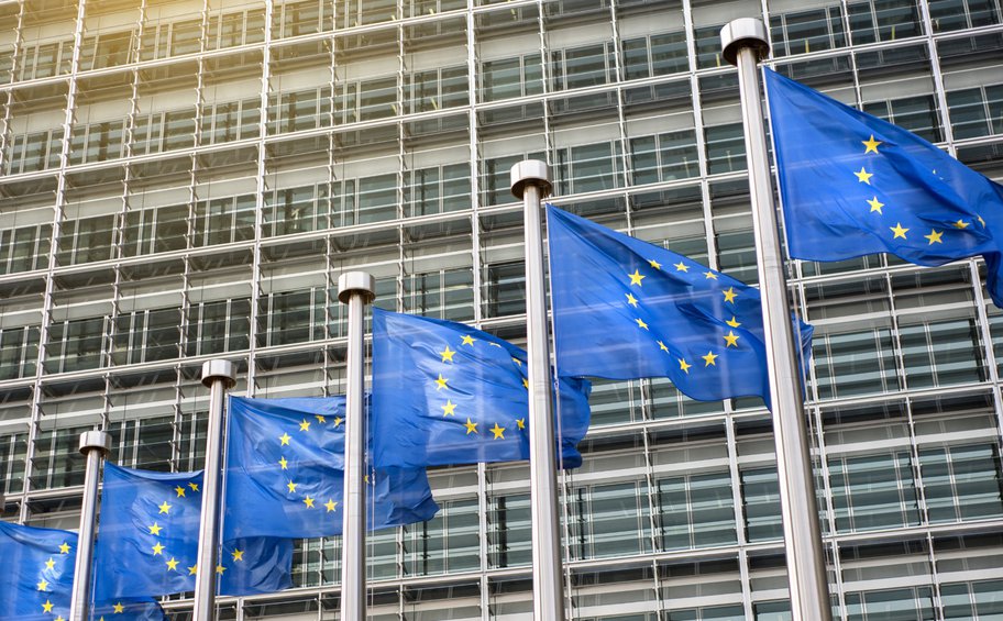 ΕΕ: Το Συμβούλιο των Υπουργών υιοθέτησε το σύμφωνο για το μεταναστευτικό και το άσυλο