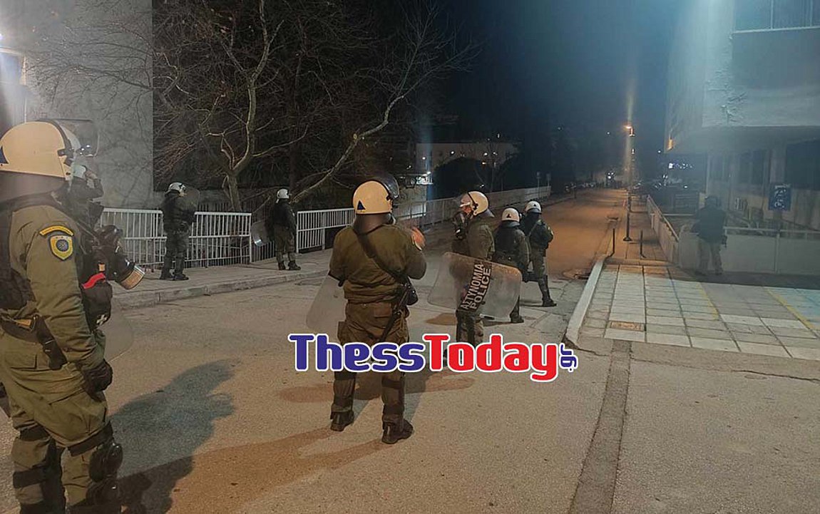 Επέμβαση των ΜΑΤ στο Αριστοτέλειο Πανεπιστήμιο Θεσσαλονίκης