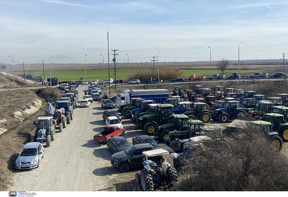 Κλειστό το ρεύμα προς Αθήνα στο Κάστρο Βοιωτίας από αγρότες