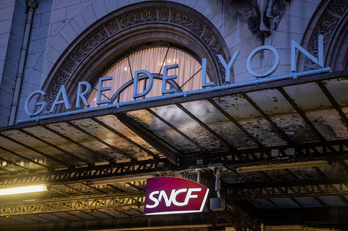 Γαλλία: Απεργία στους σιδηροδρόμους προκαλεί σοβαρά προβλήματα