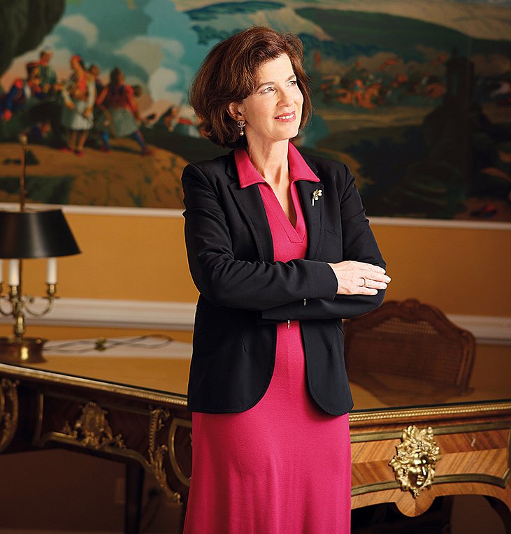 Laurence Auer: Η νέα πρέσβειρα της Γαλλίας στην Ελλάδα αποκαλύπτει