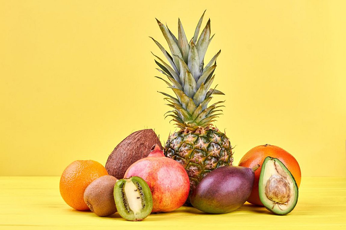 Ανανάς: Διατροφική αξία, οφέλη και παρενέργειες – Ποιοι δεν πρέπει να τρώνε