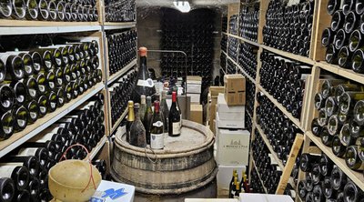 Γαλλία: Εργαζόμενος σε κάβα έκλεψε κρασιά αξίας 500.000 ευρώ - Βρέθηκαν 7.000 μπουκάλια στο σπίτι του