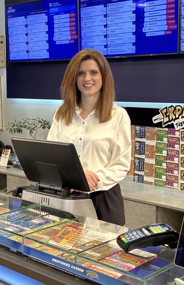 Ουρανία Γεωργίτση, ιδιοκτήτρια καταστήματος ΟΠΑΠ επί της οδού Γεωργίου Μπούσιου 6 στα Γρεβενά