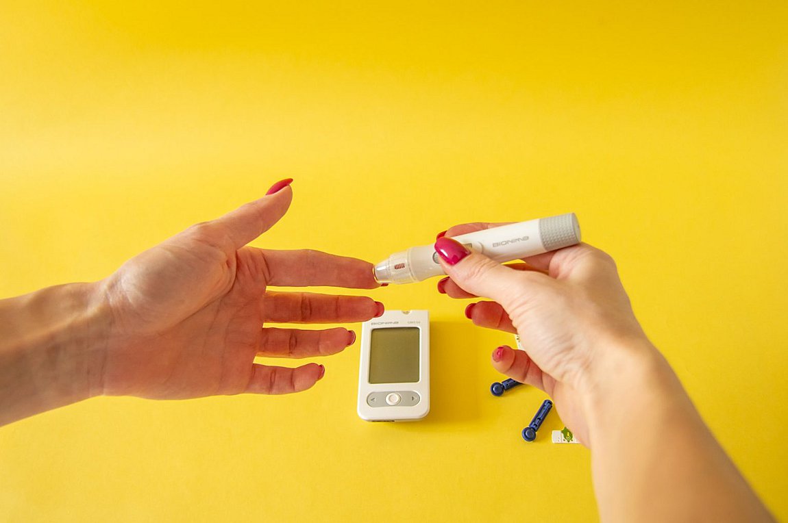 Διαβήτης: Φρουτώδης αναπνοή, σκούρο δέρμα στον λαιμό και άλλα 9 ασυνήθιστα συμπτώματα