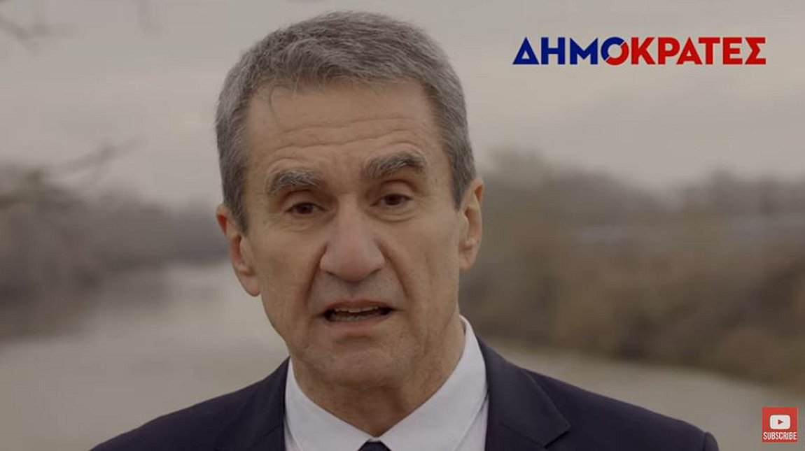 Λοβέρδος στον realfm 97,8: Είμαστε ανάμεσα σε ΠΑΣΟΚ και ΝΔ