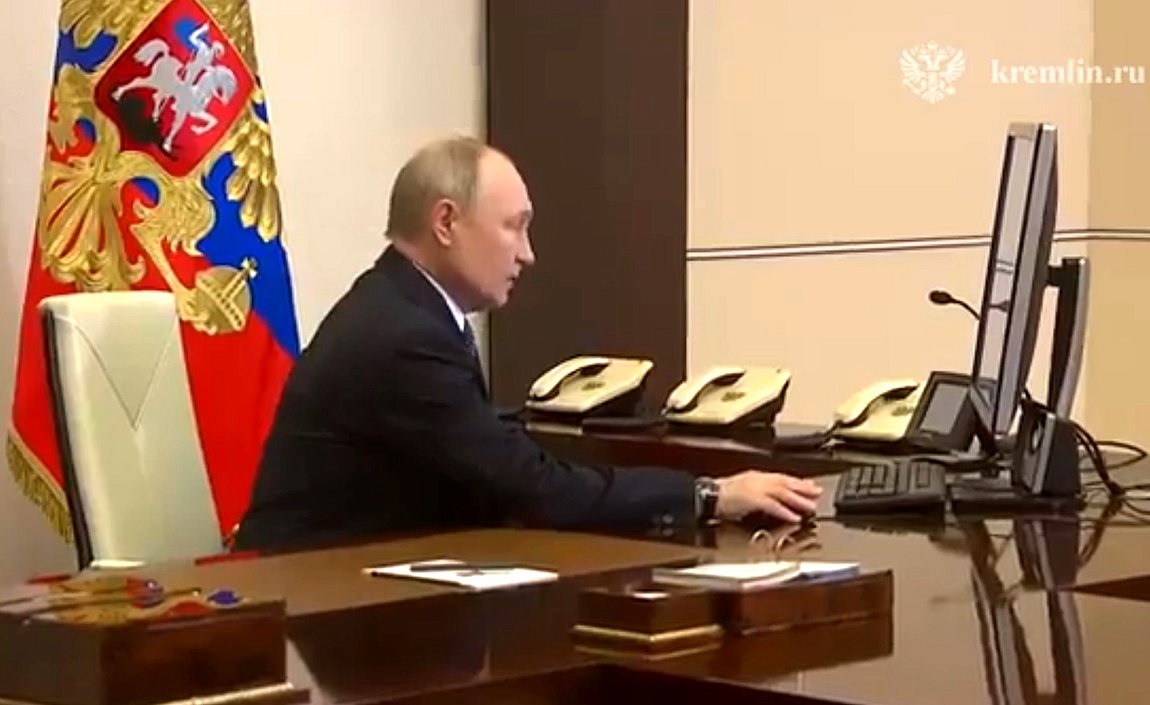 Ρωσία: Ο Πούτιν ψήφισε διαδικτυακά στις προεδρικές εκλογές – Βίντεο