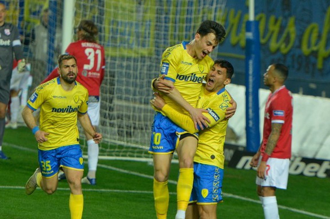 «Χρυσό τρίποντο» ο Παναιτωλικός – BINTEO