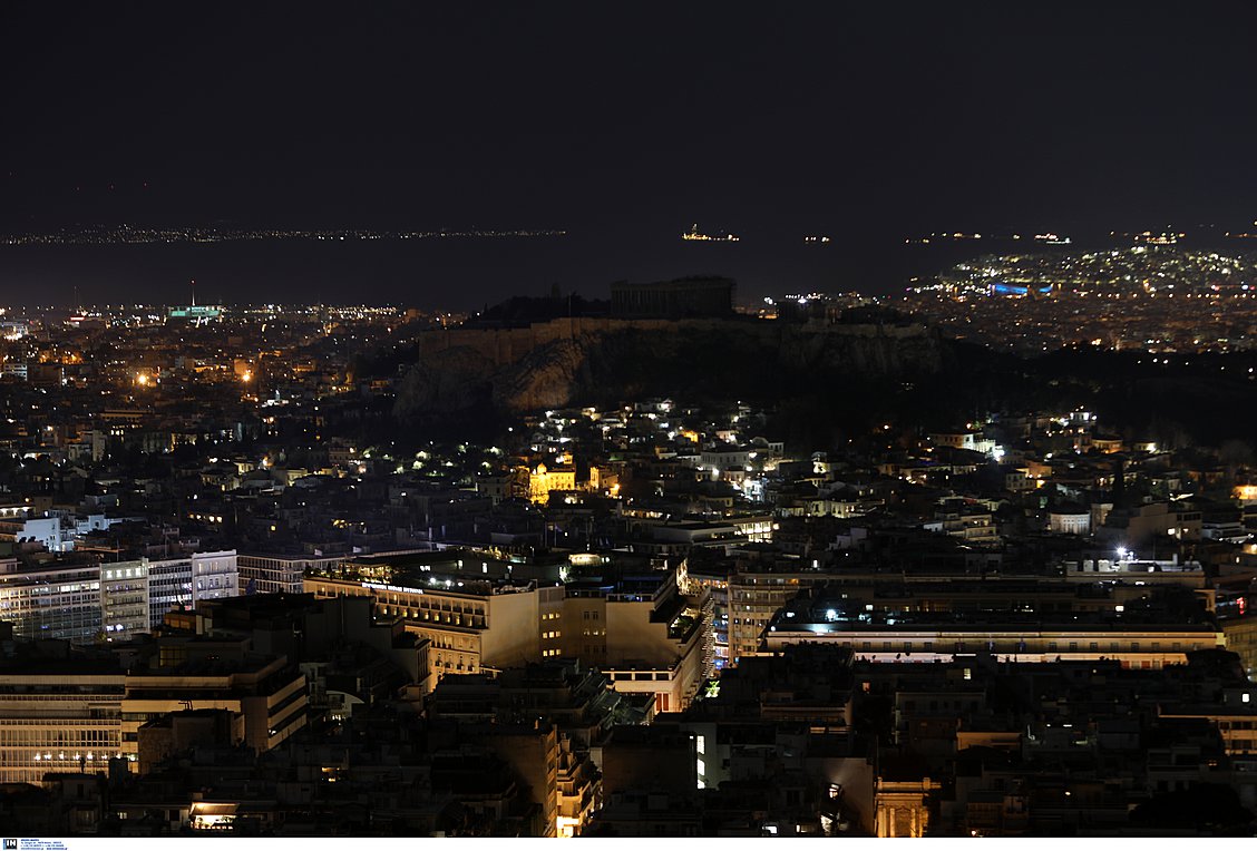 «Ώρα της Γης»: Τα φώτα έσβησαν για τον πλανήτη