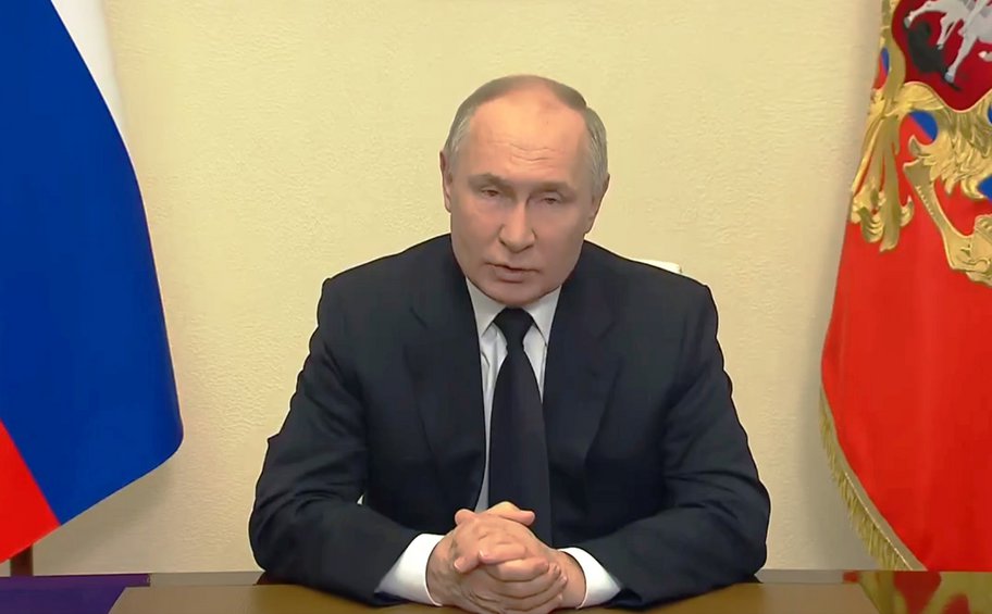 Ρωσία: Ο Πούτιν επιβεβαίωσε τη δομή της νέας κυβέρνησης, όπως προβλέπει διάταγμα του Κρεμλίνου