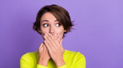 Κακοσμία του στόματος: Η μέθοδος αποτοξίνωσης των 3 ημερών που θα σας βοηθήσει να απαλλαγείτε
