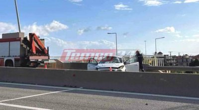 Ρίο-Αντίρριο: Οδηγός ΙΧ έχασε τον έλεγχο και έπεσε πάνω στα κιγκλιδώματα της γέφυρας 