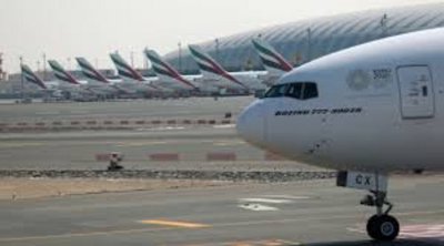 Το αεροδρόμιο του Ντουμπάι περιορίζει τις αφίξεις πτήσεων μετά τις έντονες βροχοπτώσεις