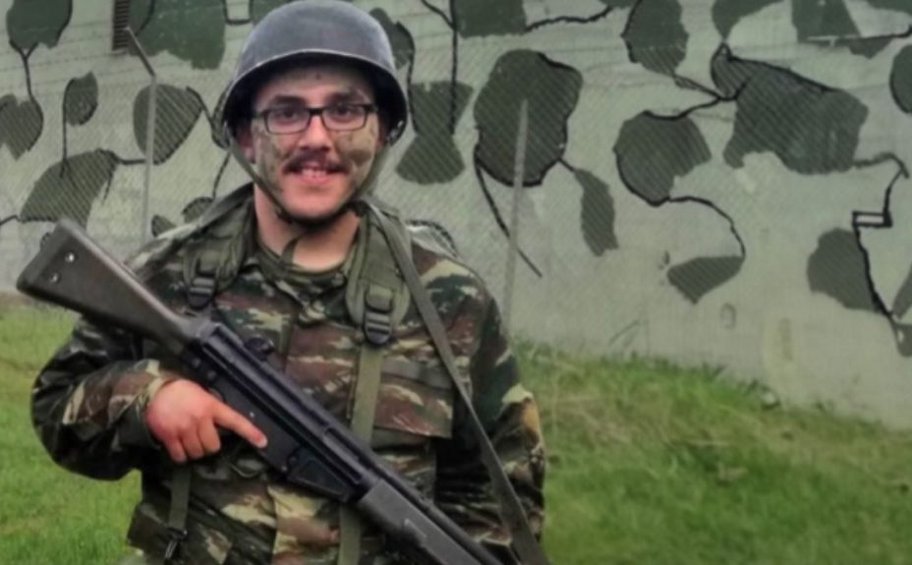 Νέα στοιχεία για τον στρατιώτη που βρέθηκε νεκρός στη Ρω το 2018 - «Δεν αυτοκτόνησε, τον δολοφόνησαν»

