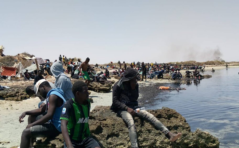 Τυνησία: Η ακτοφυλακή ανέσυρε τα πτώματα 22 μεταναστών